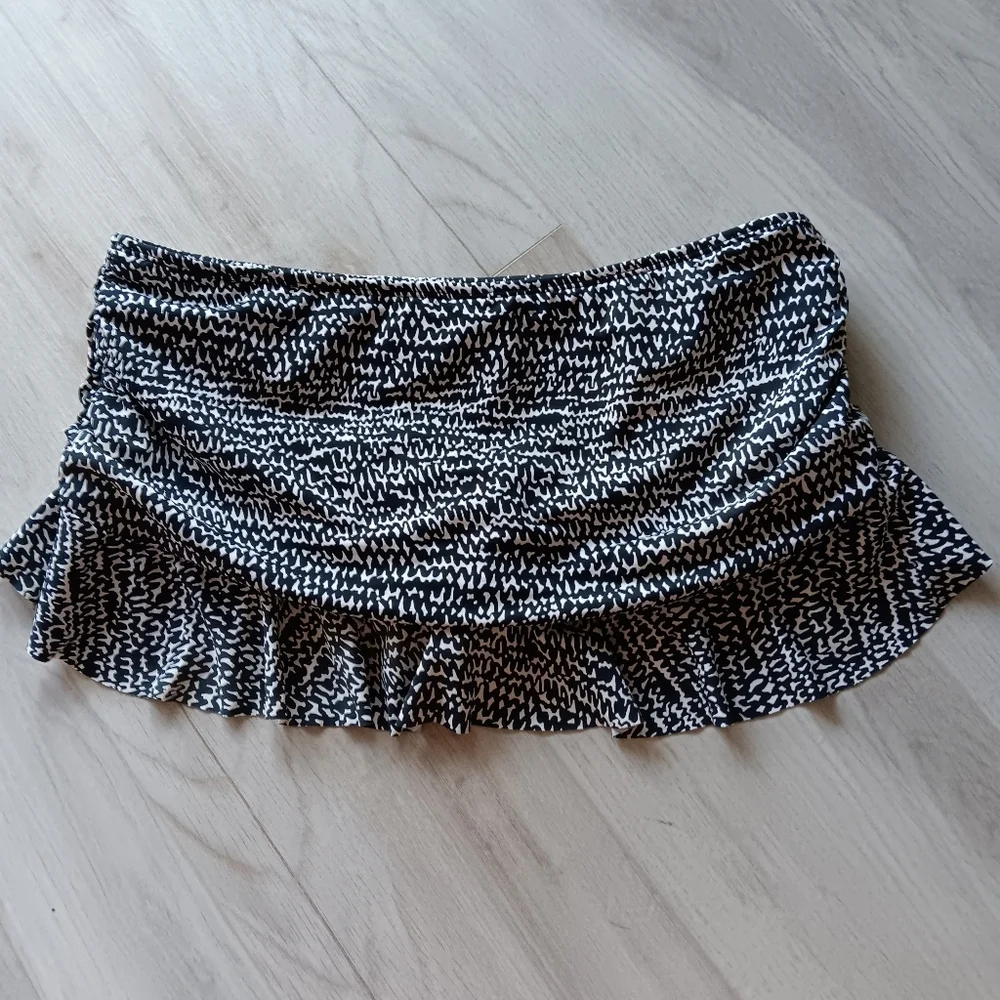 La Blanca Bikini Tie Halter Top Swim Skirt Black White Size 10 - Picture 10 of 16
